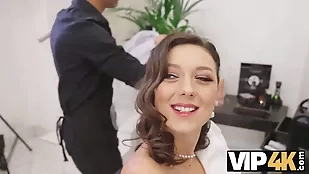 Isabella de Laa commits adult bride brunette