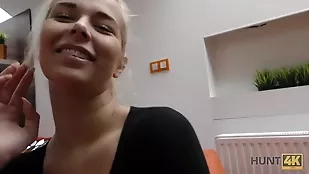 Denaro's partner succumbs to blonde blowjob czech