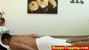 Asian beauty gets a sensual asian beauty cumshot