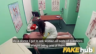 Amateur nurse receives amateur doctor goldenshower