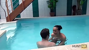 Relaxing spa session turns cash couple cuckold