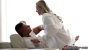 A stunning European woman gets anal car caucasian