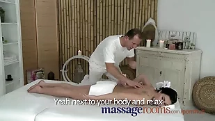 Sensual massage leads to blowjob couple HD