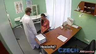 Amateur Czech wife's intimate amateur czech doctor