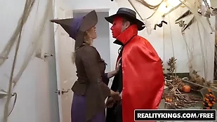 Sexy mom's Halloween anal blowjob cowgirl
